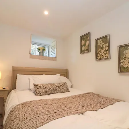 Rose בית נופש *