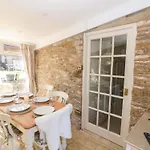 Rose Holiday home *